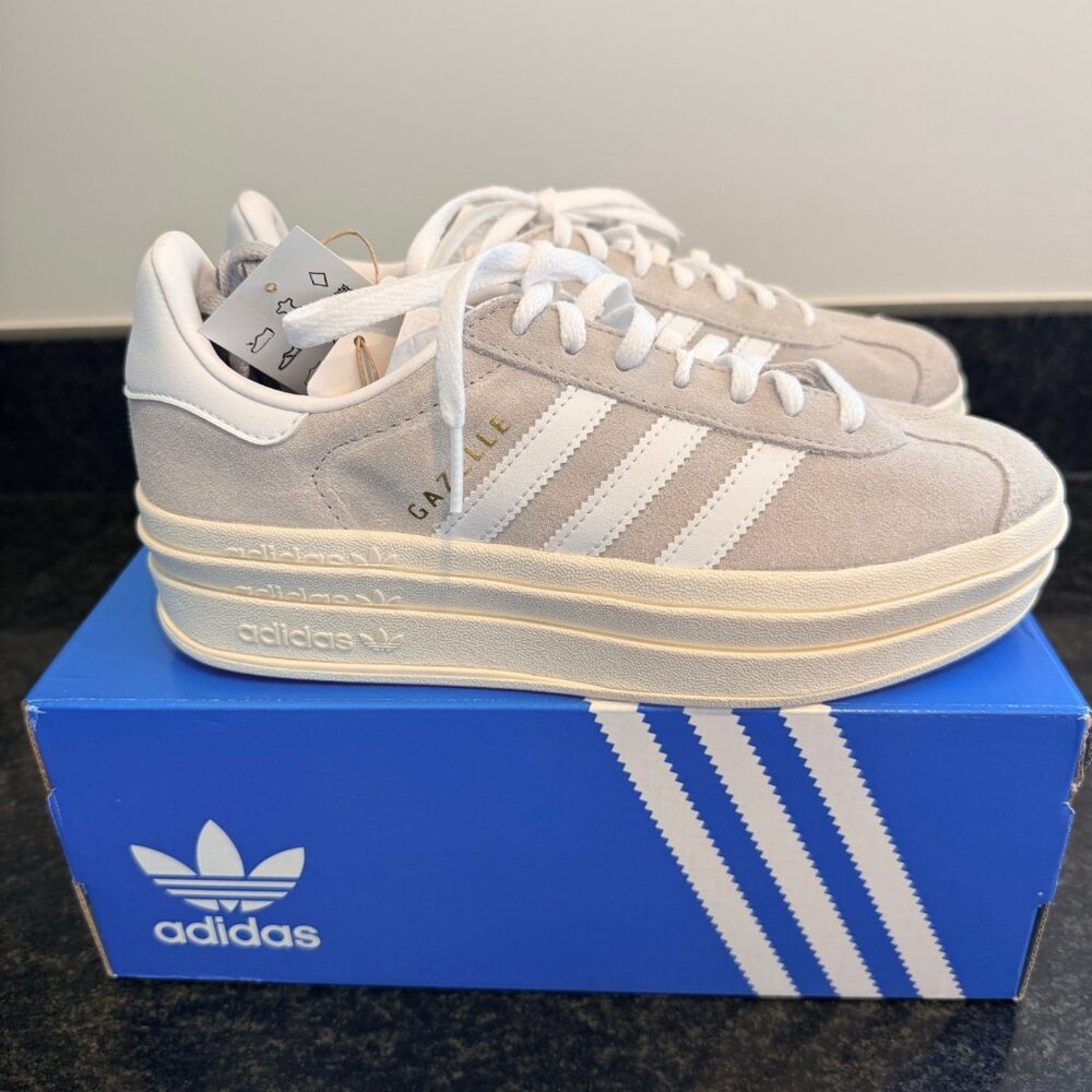 NWT Adidas Gazelle Sneakers - Light Grey/White - W 6.5 / M 5.5